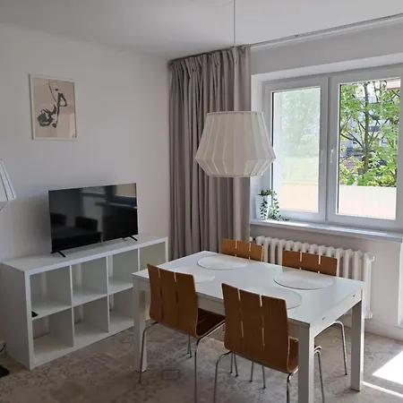 Bonifacy Apartment